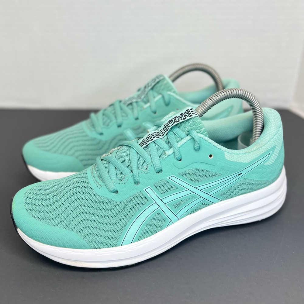Asics Patriot 12 Womens Running Shoes 1011B040 2021 Sage/Oasis Green Sz 7.5B